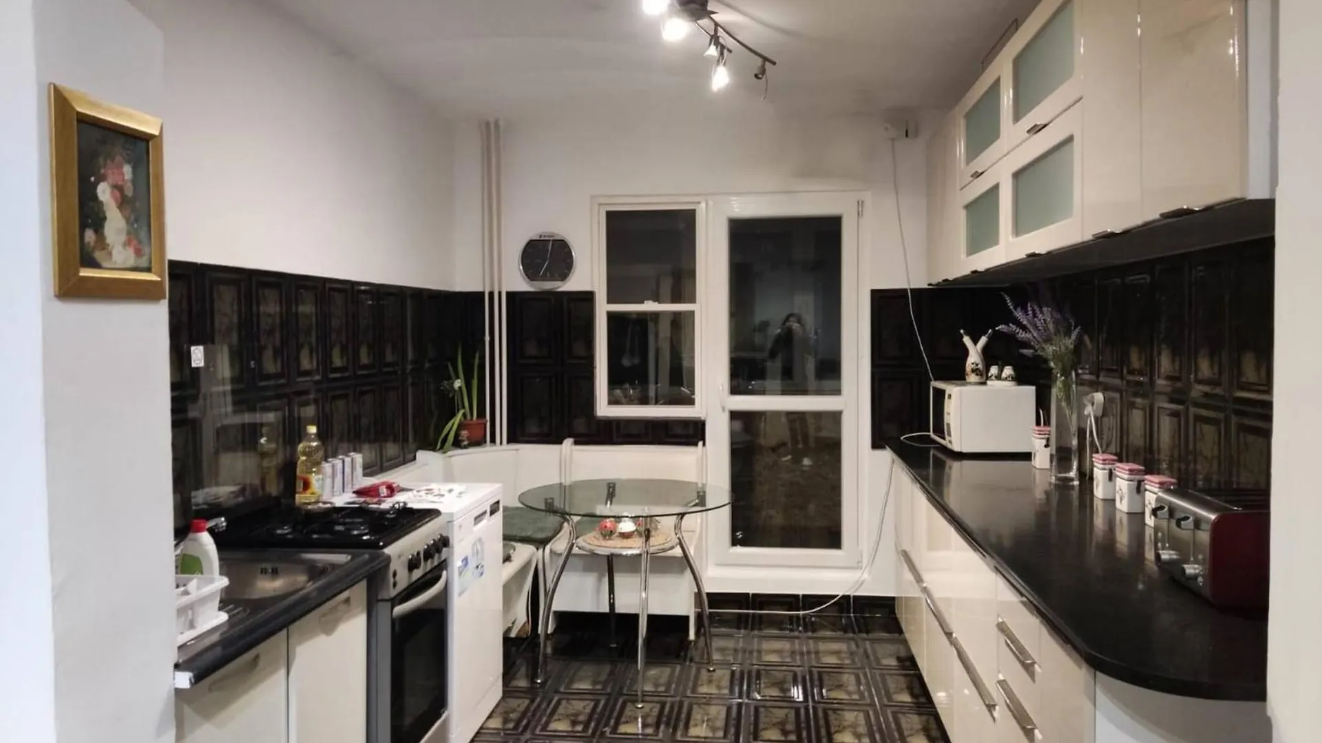 Parklake 4 Rooms With 6 Beds Accomodates 9 People Entire Apartment Bucharest